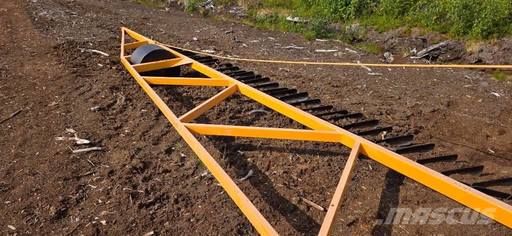  Raussi HNK-19 Farm machinery