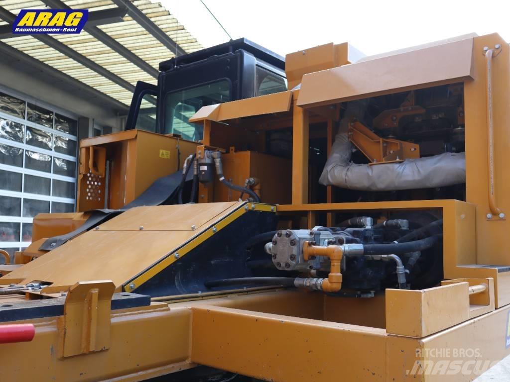 Morooka MST 2200 VDR Tracked dumpers