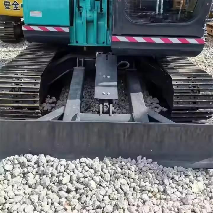 Kobelco SK200 Crawler excavators