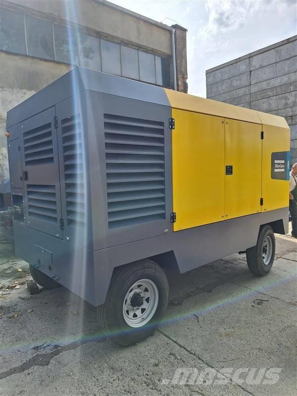Atlas Copco V900 Compressors