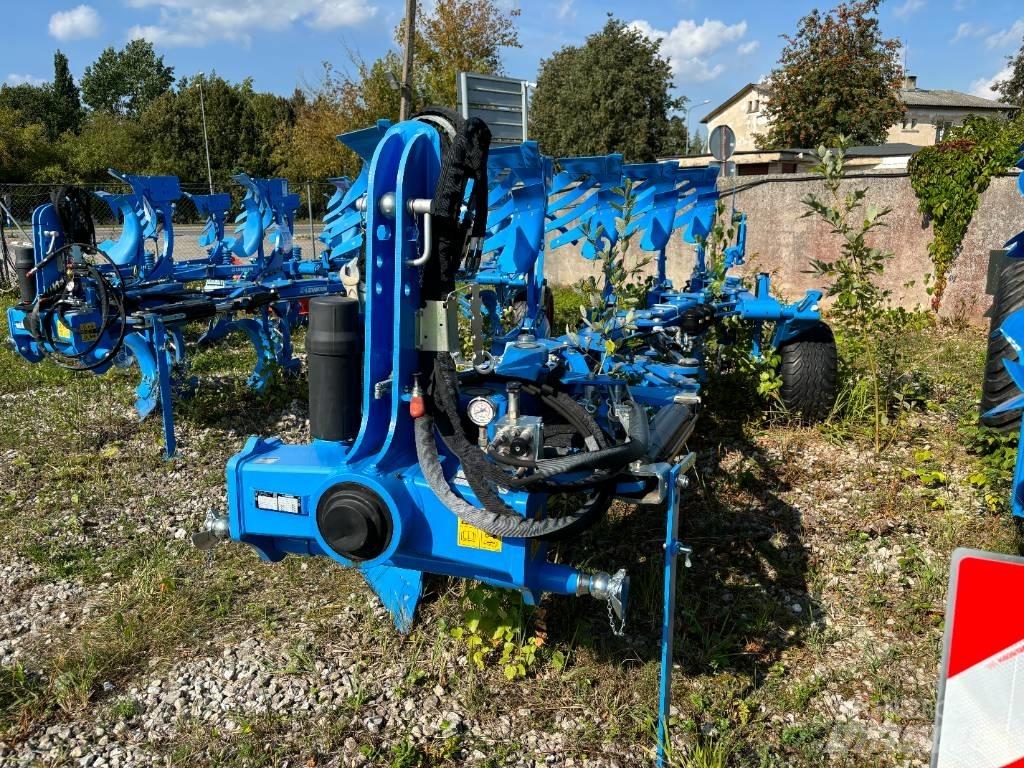 Lemken Juwel 8MVU Reversible ploughs