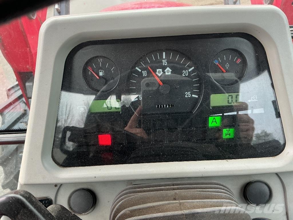 Massey Ferguson 5465 Tractors