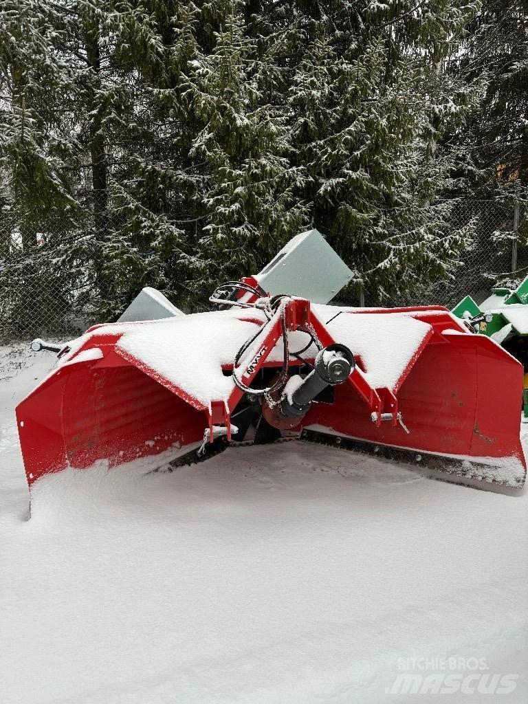 Varila Steel TR 270 Snow throwers
