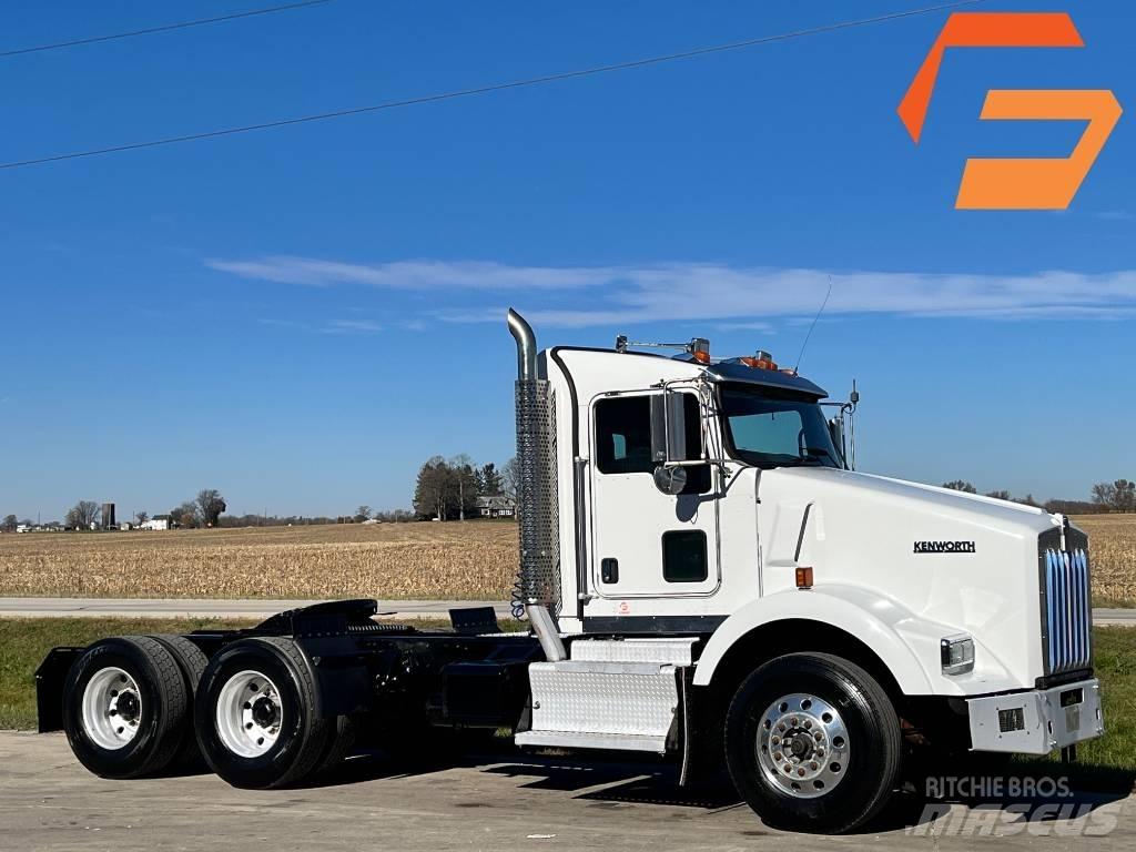 Kenworth T 800 Prime Movers