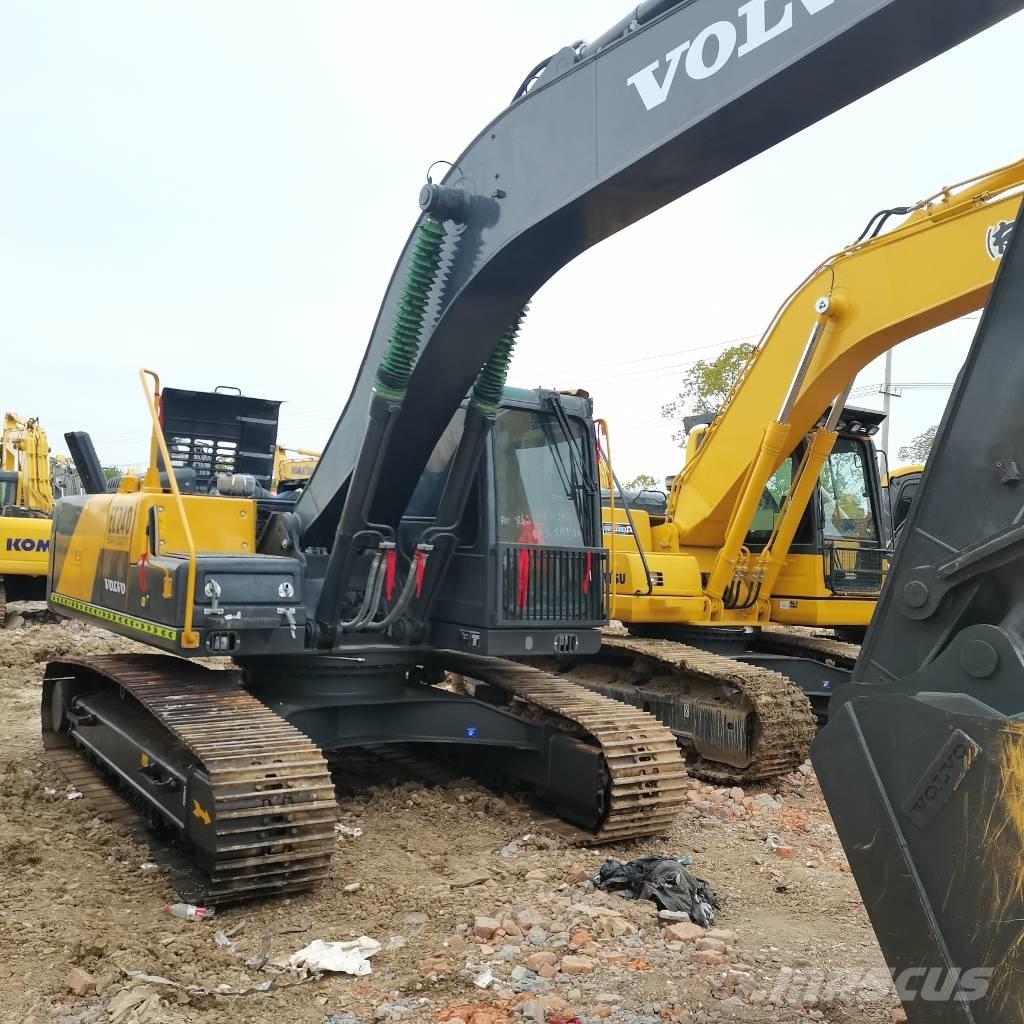 Volvo EC 240 Crawler excavators
