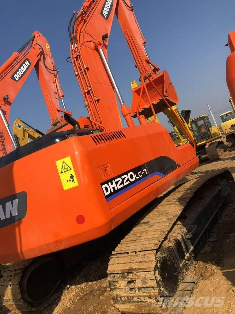 Doosan 220-7 Crawler excavators