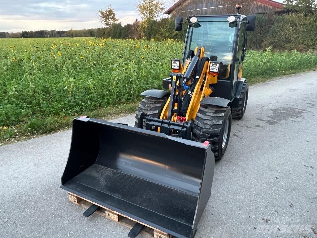 Schäffer 2430 SLT Skid steer loaders