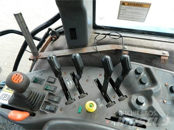 Ford 8670 Tractors