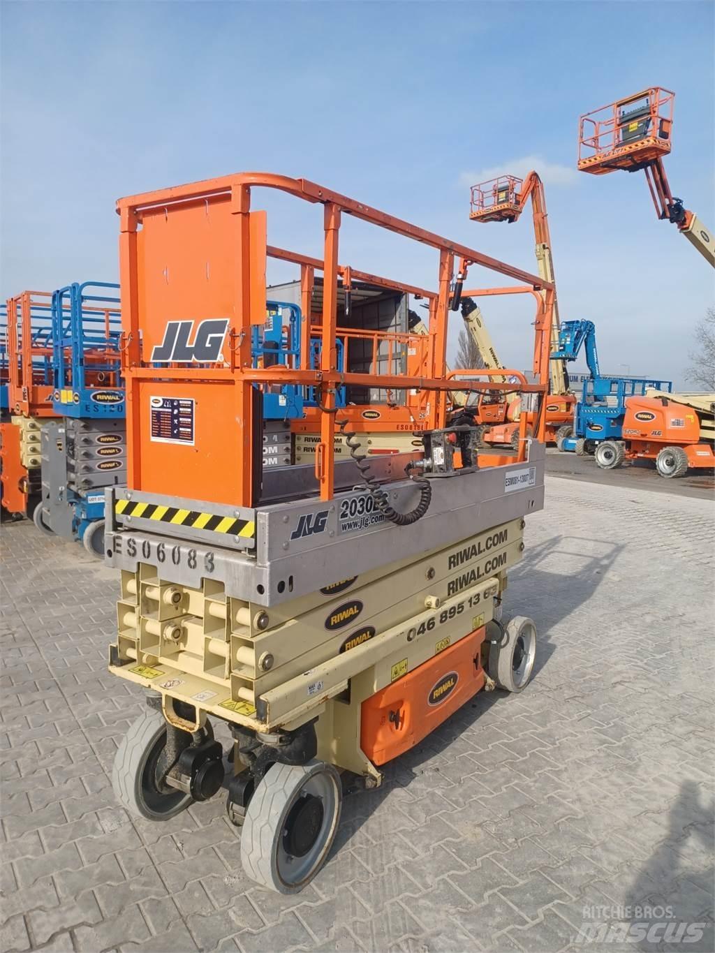JLG 2030ES Scissor lifts