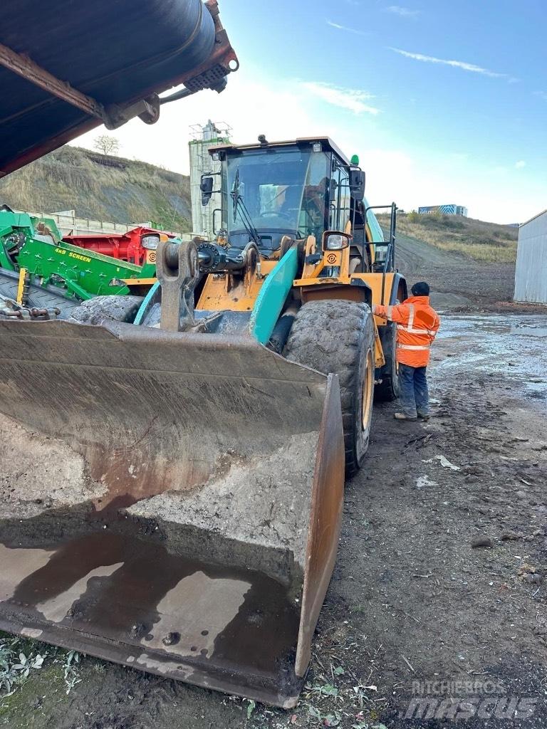 Hyundai HL970A Wheel loaders