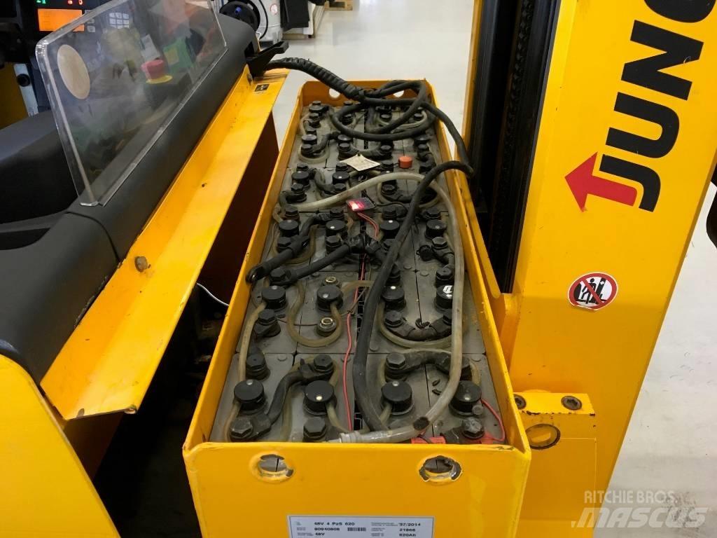 Jungheinrich ETV 214 Reach truck
