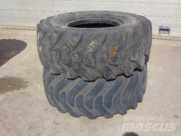Michelin 20,5x25 Tyres, wheels and rims