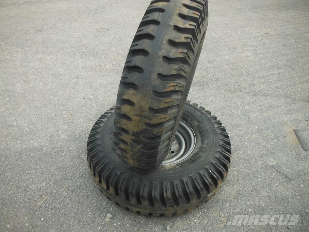  ADDO INDIA 900X16 Tyres, wheels and rims