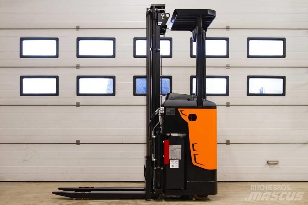 Rocla SST 16 AC Self propelled stackers