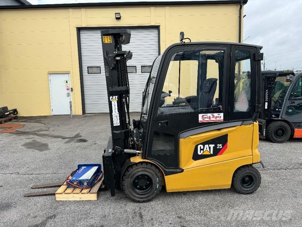 CAT EP25CN Electric forklift trucks