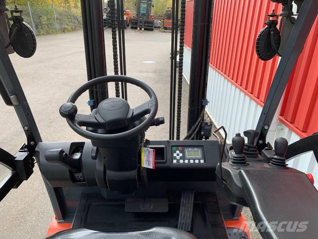 Toyota 8 FB MKT 25 Electric forklift trucks