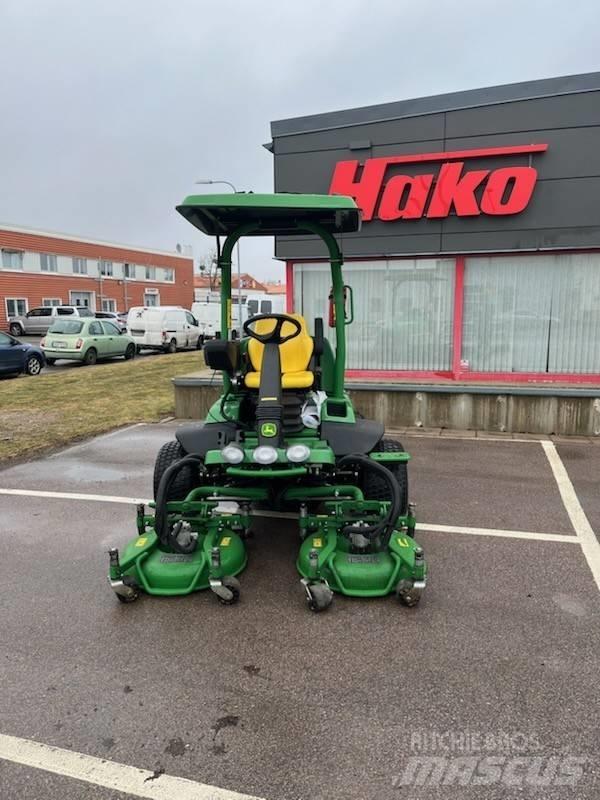 John Deere 7400A Rough, trim and surrounds mowers