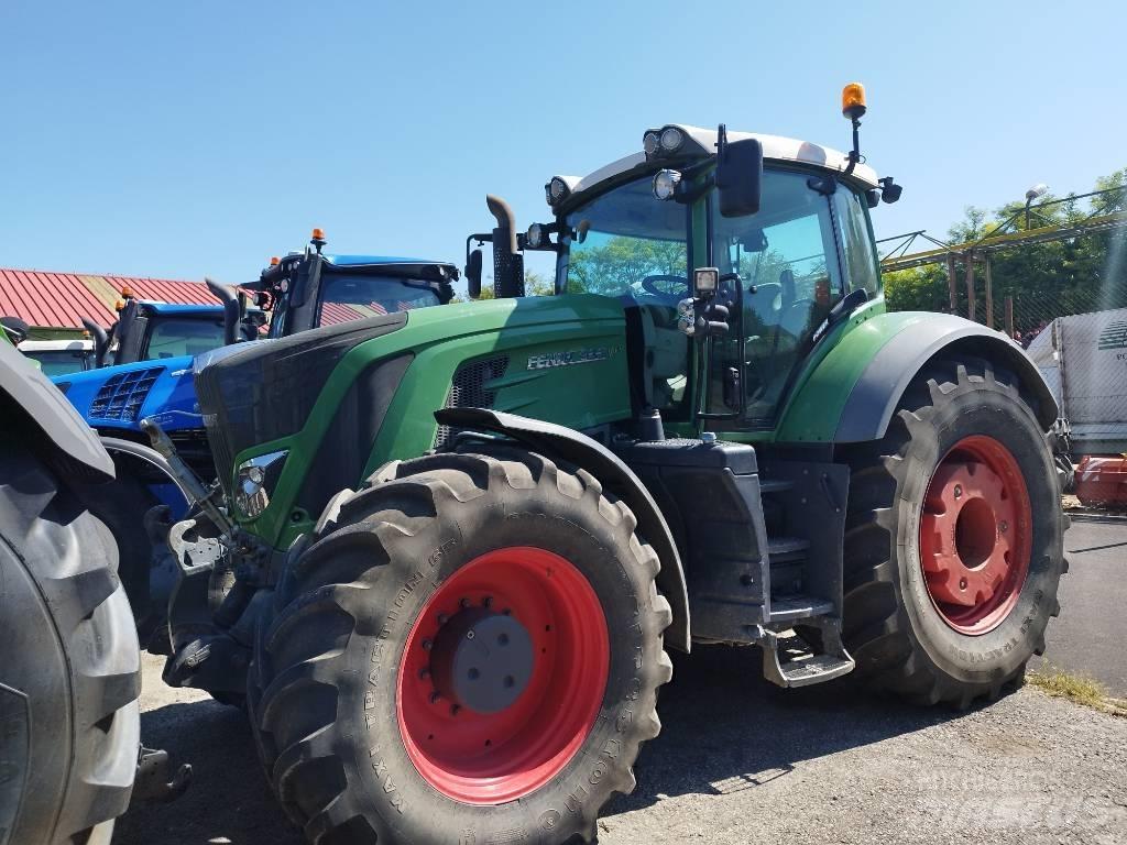 Fendt 933 Vario Tractors