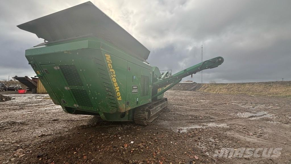 McCloskey J35 Mobile crushers
