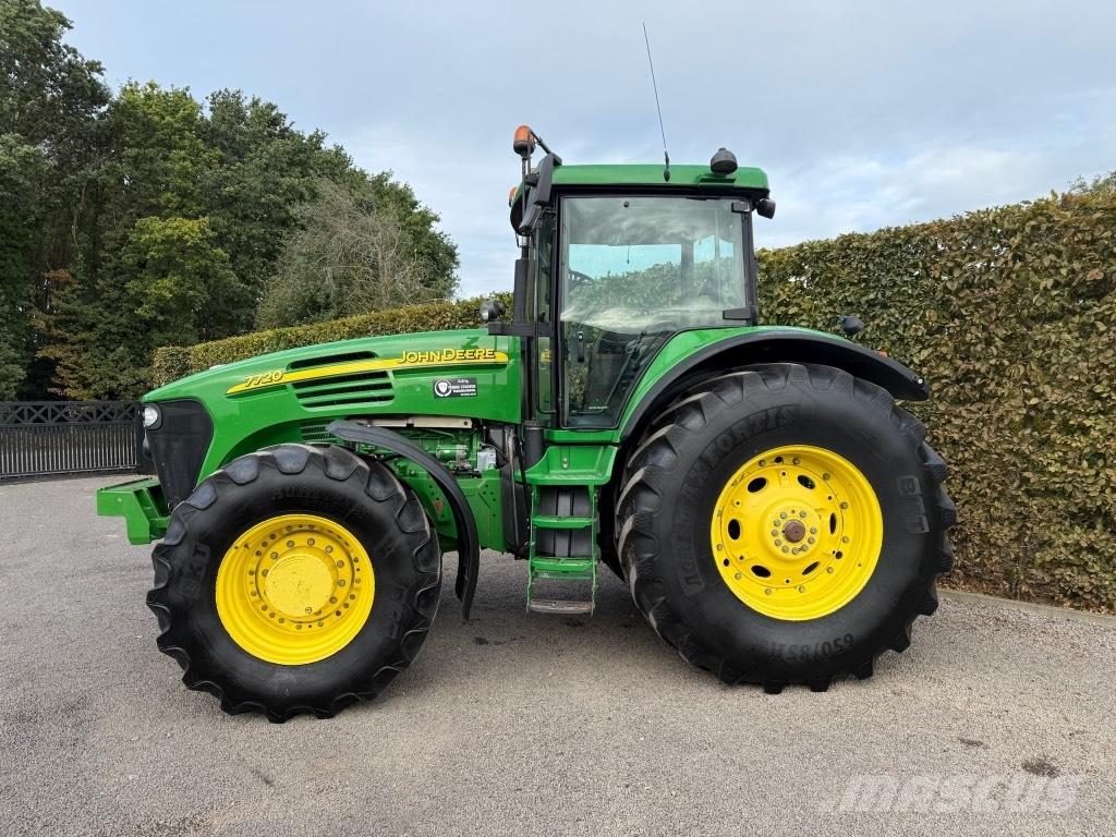 John Deere 7720 Tractors