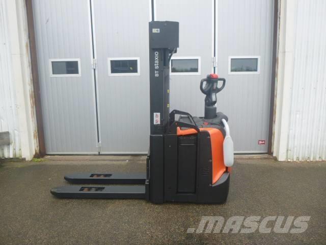 BT SPE 140 L Pedestrian stacker