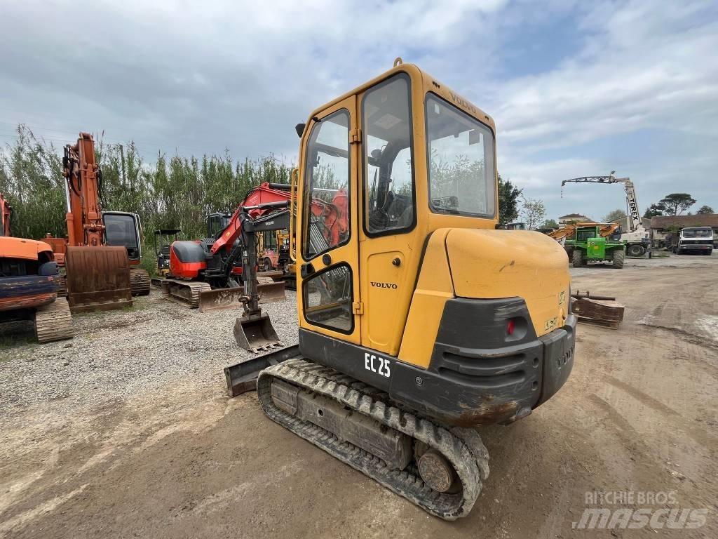 Volvo EC 25 Mini excavators < 7t (Mini diggers)