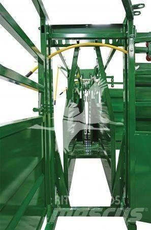  ARROWQUIP 7408 Other livestock machinery and accessories