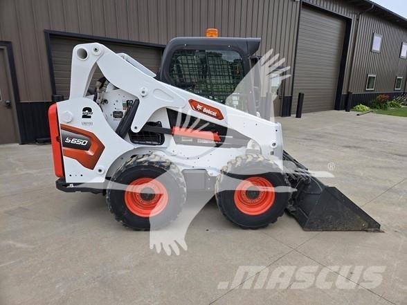 Bobcat S650 Skid steer loaders