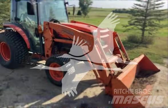 Kubota L4240 Tractors