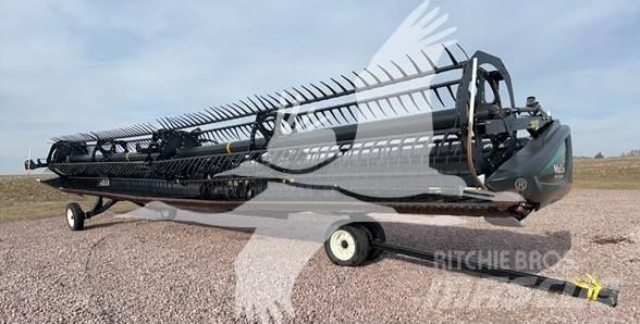 MAC DON FD75S Combine harvester heads