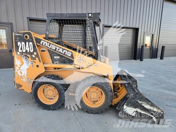 Mustang 2040 Skid steer loaders