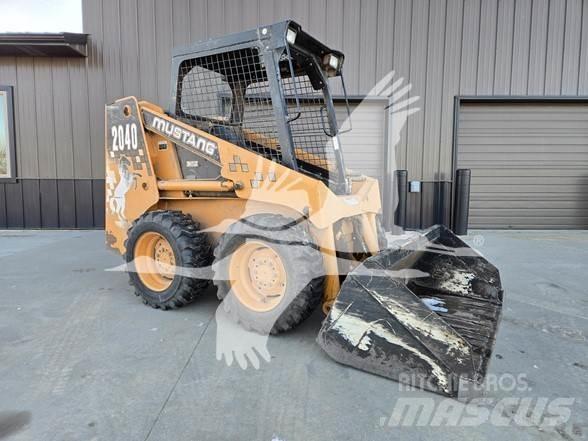 Mustang 2040 Skid steer loaders
