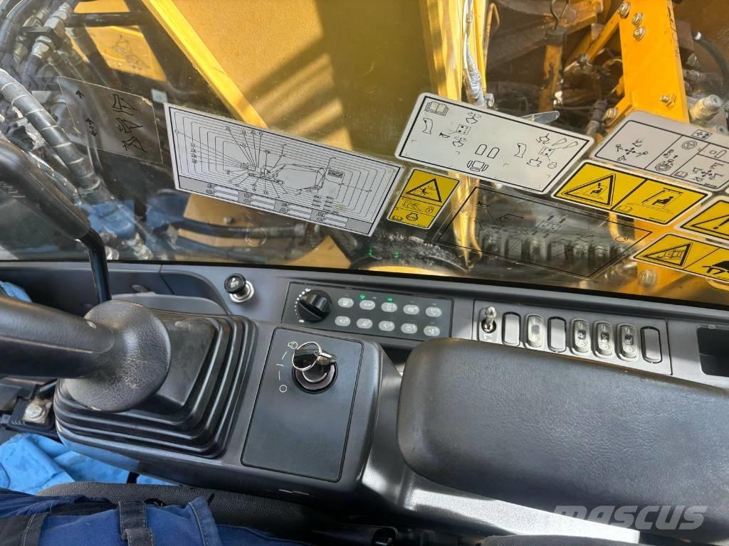 CAT 311 F LRR Crawler excavators