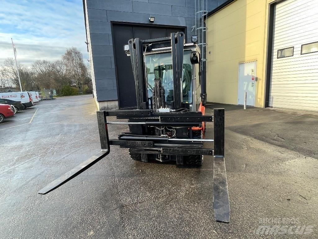 Toyota 8FBMT50 Electric forklift trucks