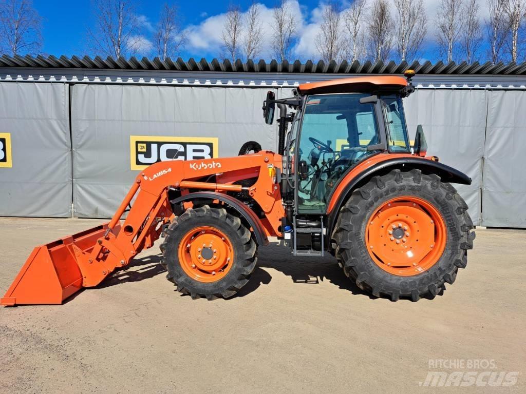 Kubota M5112 Tractors