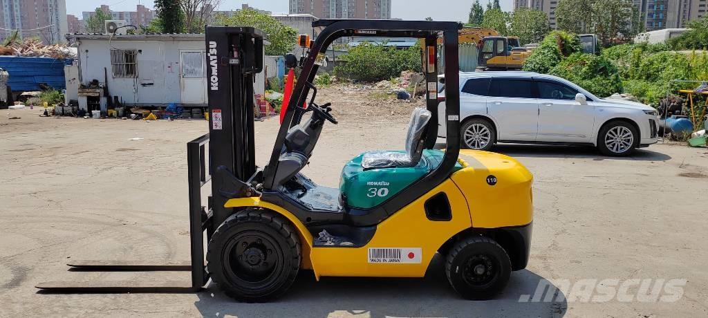 Komatsu 3 Diesel trucks