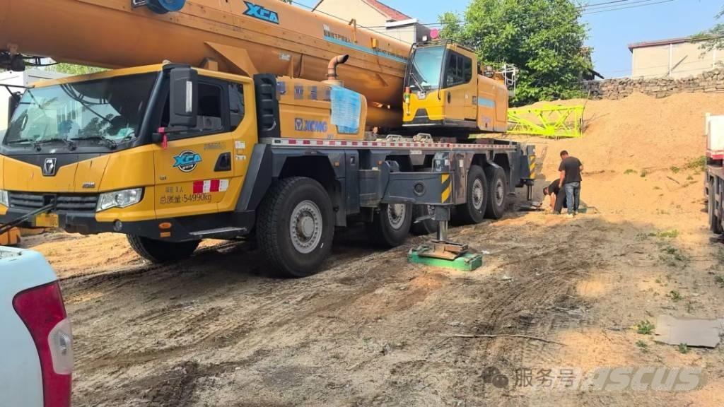 XCMG XCA220 All terrain cranes