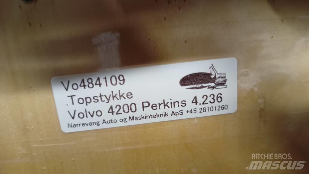 Volvo 4200 Engines