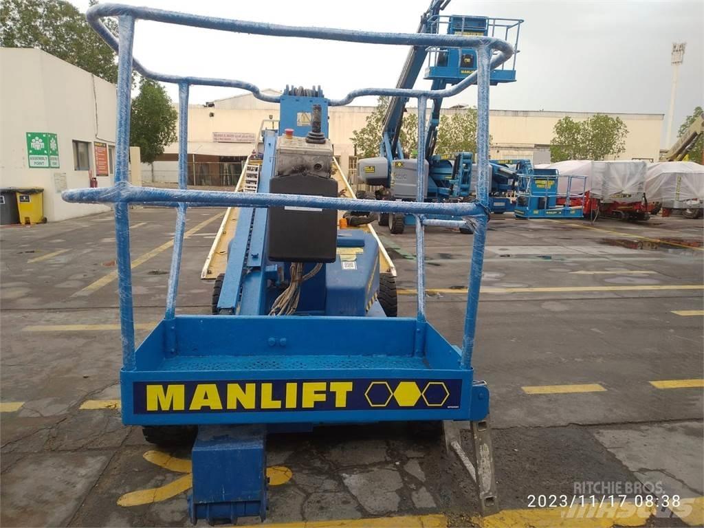 UpRight AB38 Articulated boom lifts