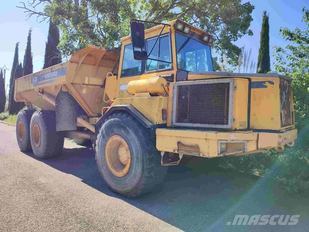 Volvo A 25 C Articulated Haulers