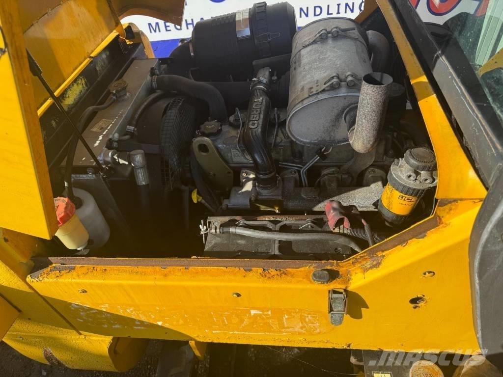 JCB 926 Rough terrain truck