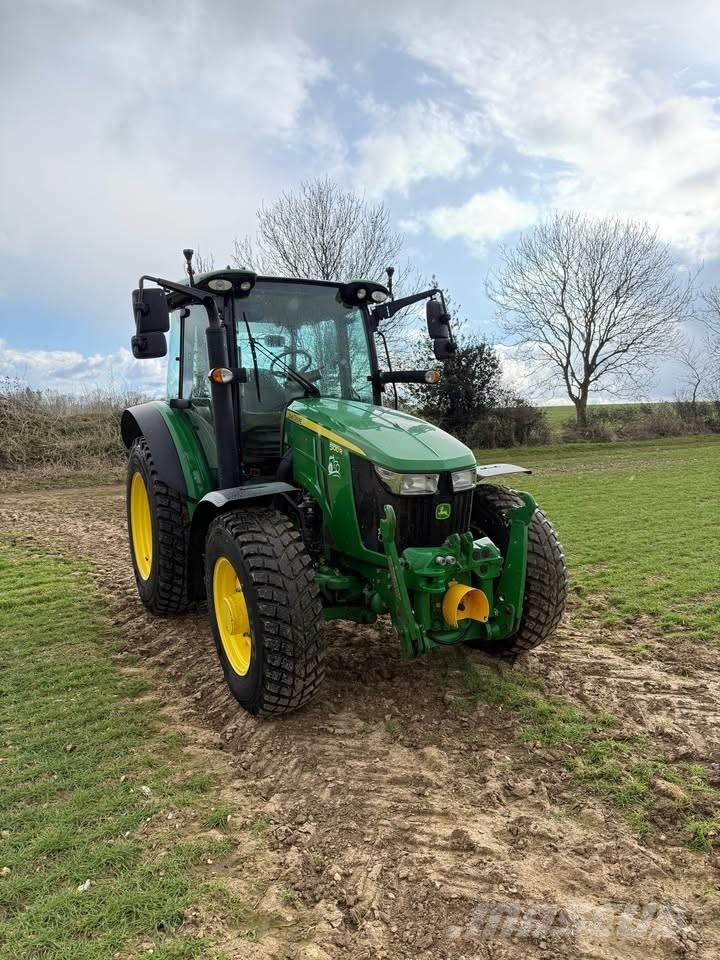 John Deere 5100 R Tractors