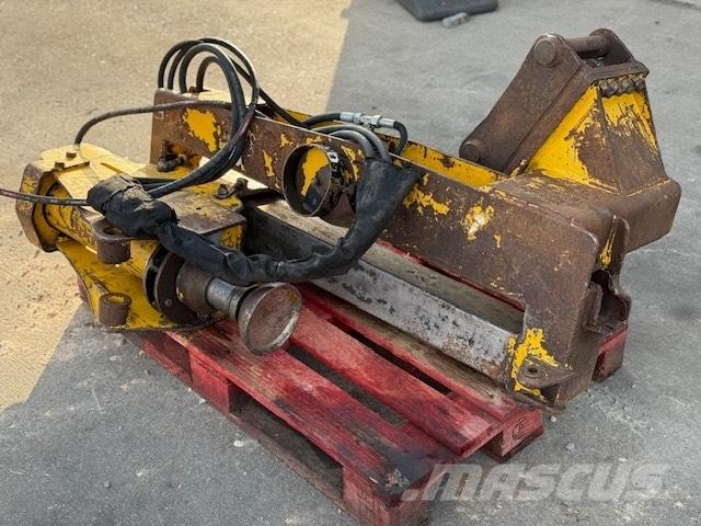 JCB PILE DRIVER Hydraulic pile hammers