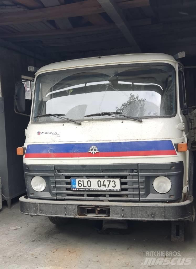 Avia 30N Flatbed / Dropside trucks