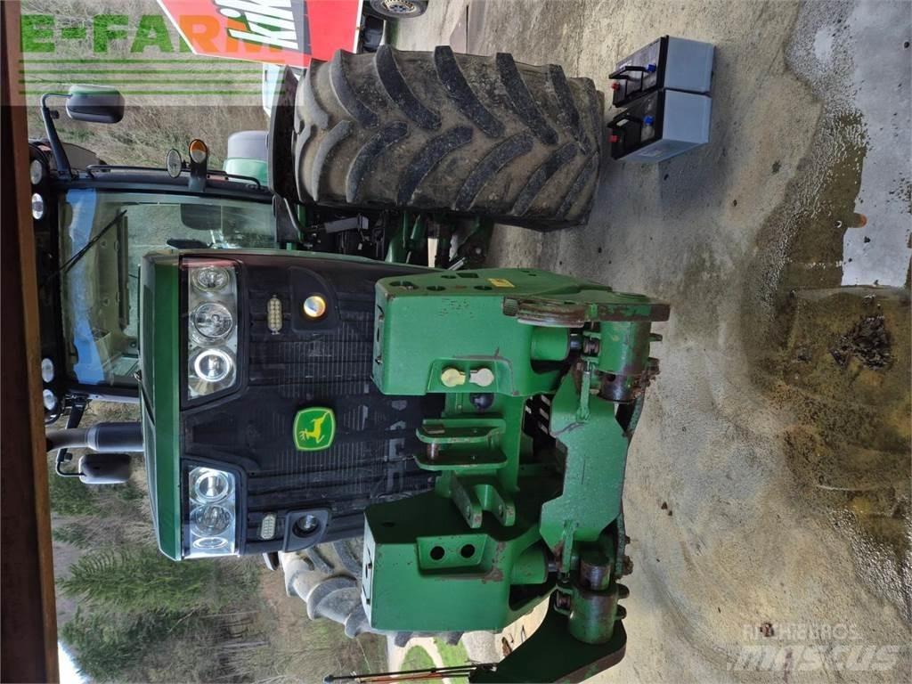 John Deere 8245 R Tractors