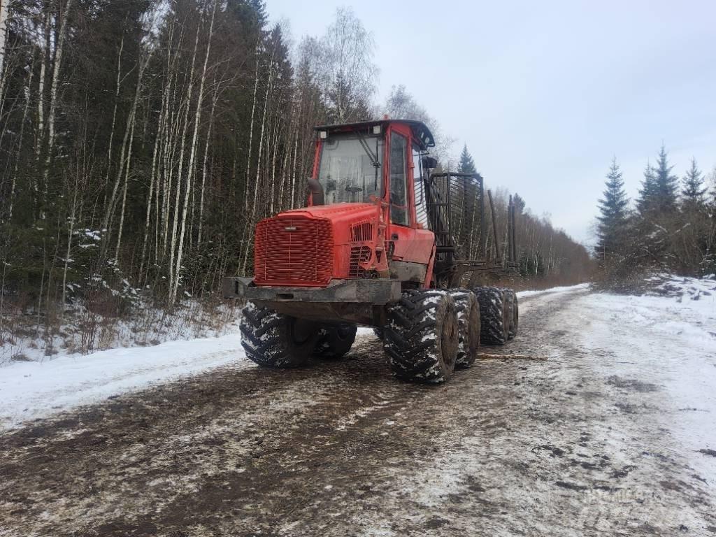 Komatsu 835 Forwarders