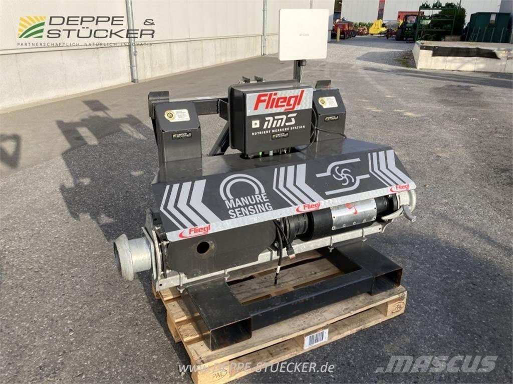 Fliegl NIR Station Manure spreaders