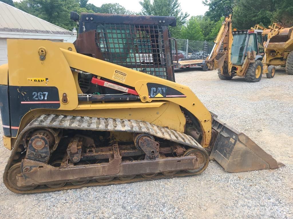 CAT 267 Skid steer loaders