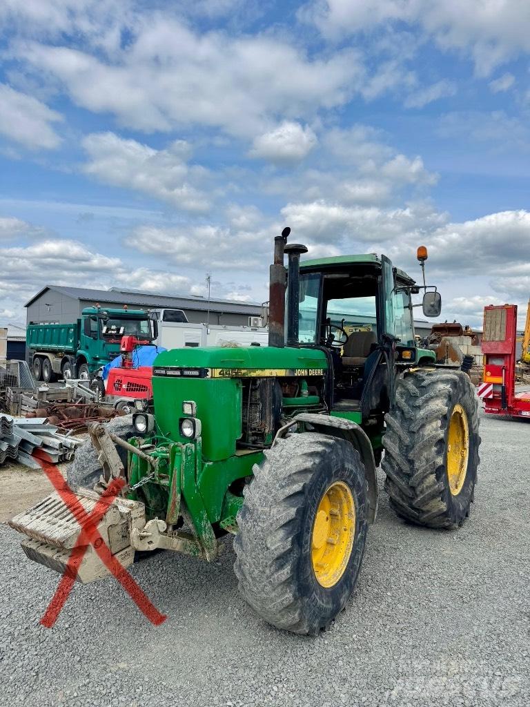 John Deere 4455 Tractors