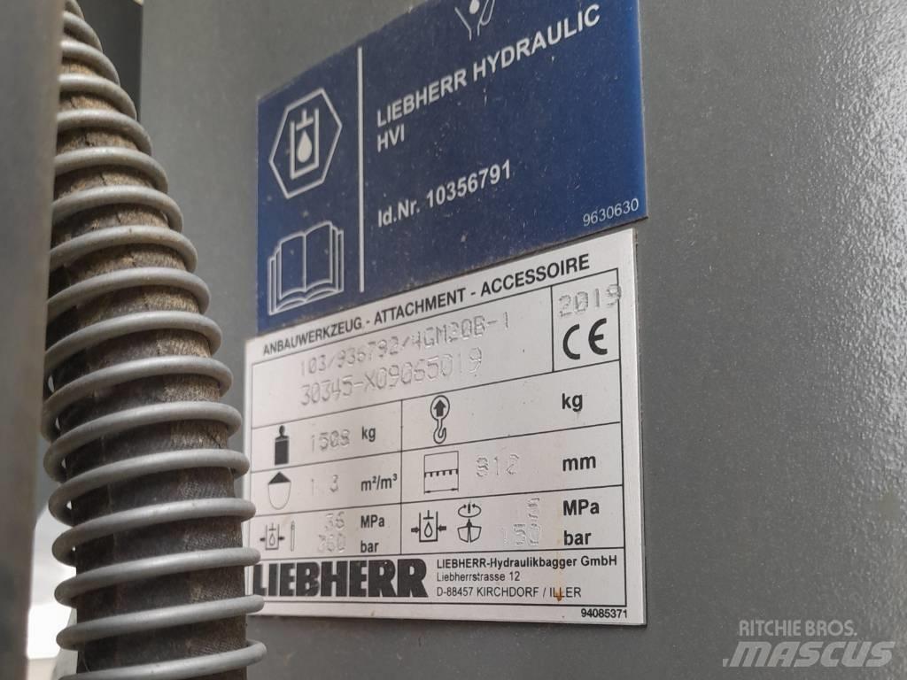 Liebherr GM 20B Grapples